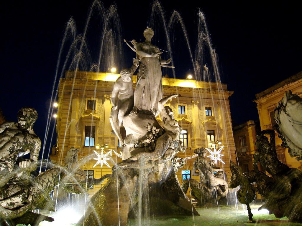 La Rosa Dei Venti Apartment Сиракуза Екстериор снимка